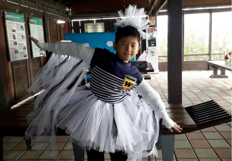 黑面琵鷺cosplay活動,適合家長帶小朋友們來體驗。 台江國家公園管理處/提供