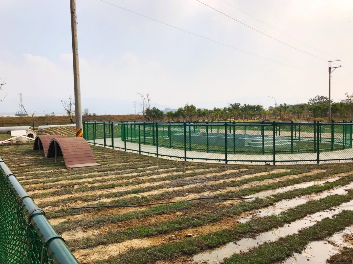 苗栗生態保育教育中心第三期工程建置寵物戶外運動場。 資料照片 姚崇仁/攝  