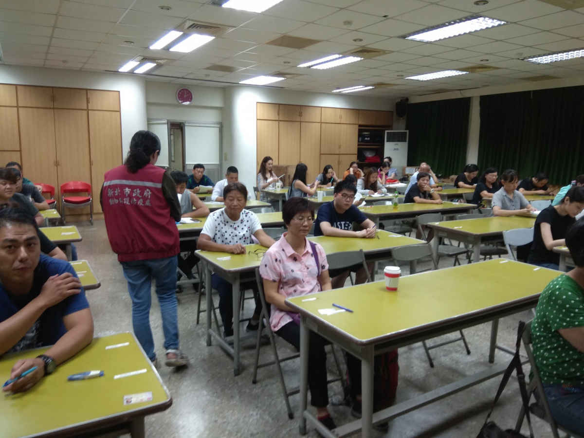 「新北寵物業5新計畫」規定寵物業者必須經過考試才能申請寵物業許可證。 新北市動保處/提供