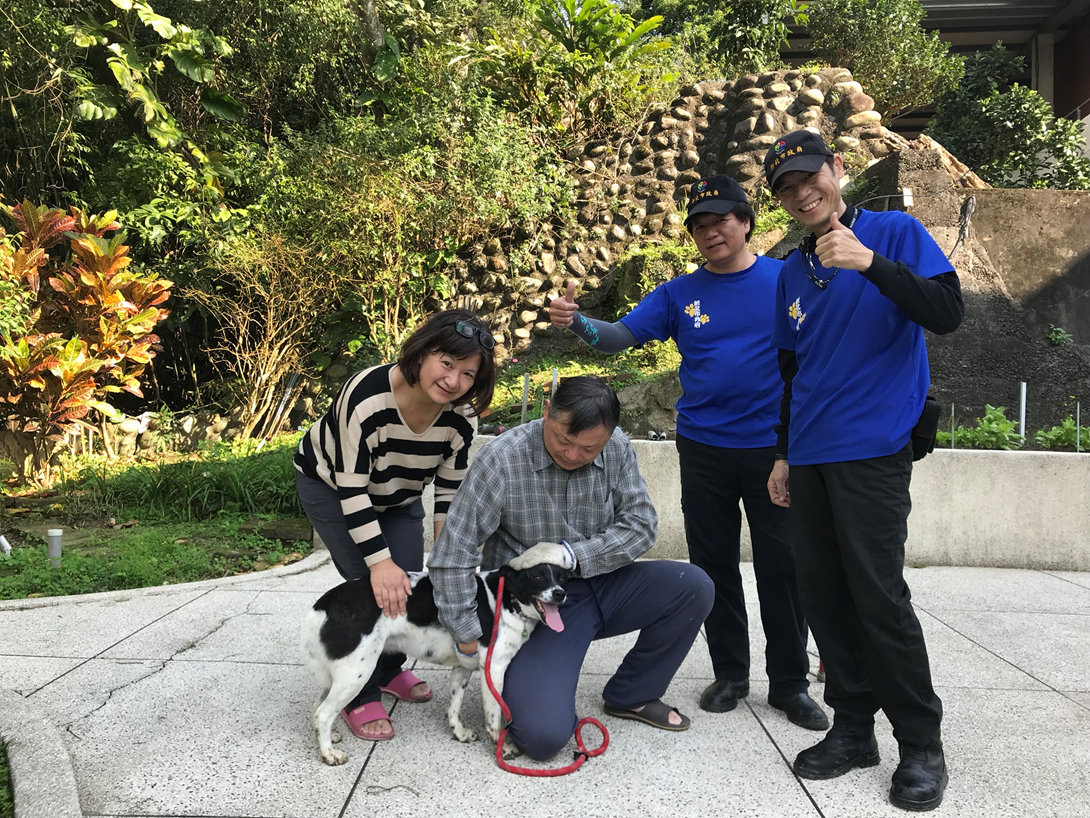 飼主非常感謝動保員順利將「Android」救回。 新北市動保處/提供