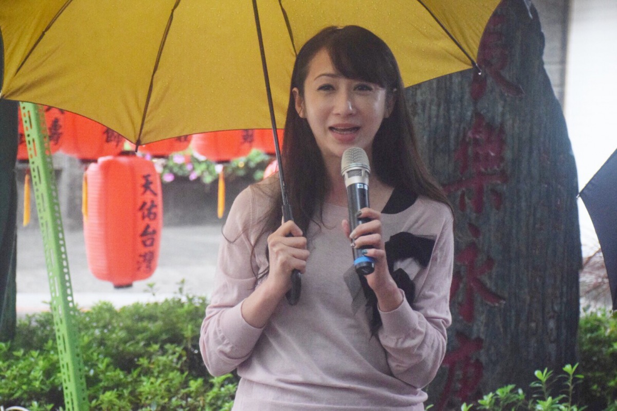 許淑華議員也到場支持動保議題。 姚崇仁/攝