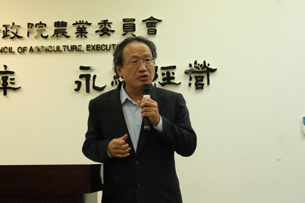 農委會副主委黃金城說明目前國內禽流感的疫情現況。 姚崇仁/攝