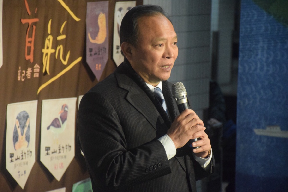 農委會主委林聰賢希望動物彩繪列車能使乘客一起加入保育行動。 姚崇仁/攝