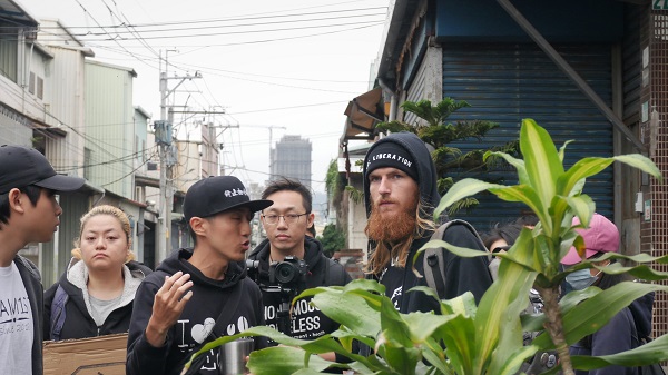 來自法國的動權推廣者Francois(右一)。蔡育琳/攝